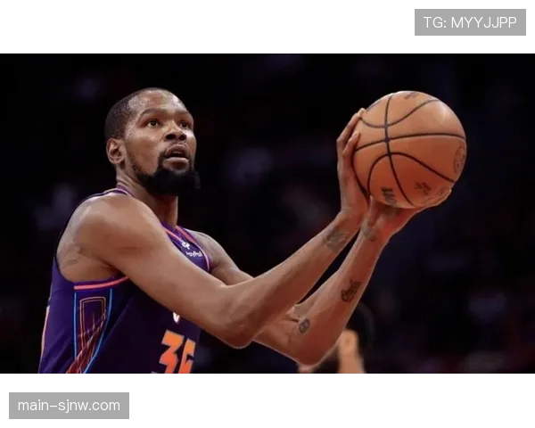 杜兰特投篮选择更加合理 火箭进攻效率得到保障